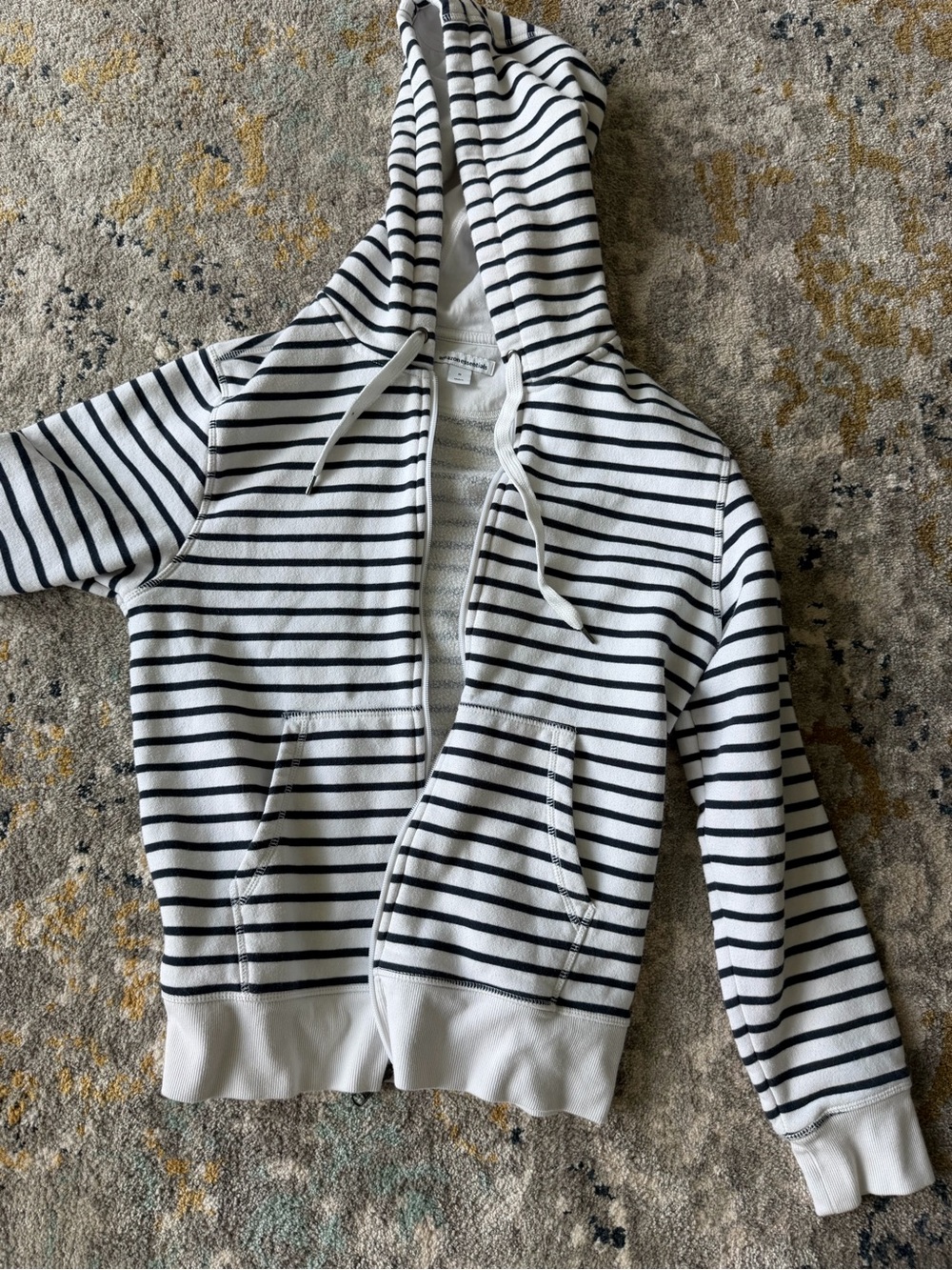 Amazon Essentials White Hoodie with Black Stripes